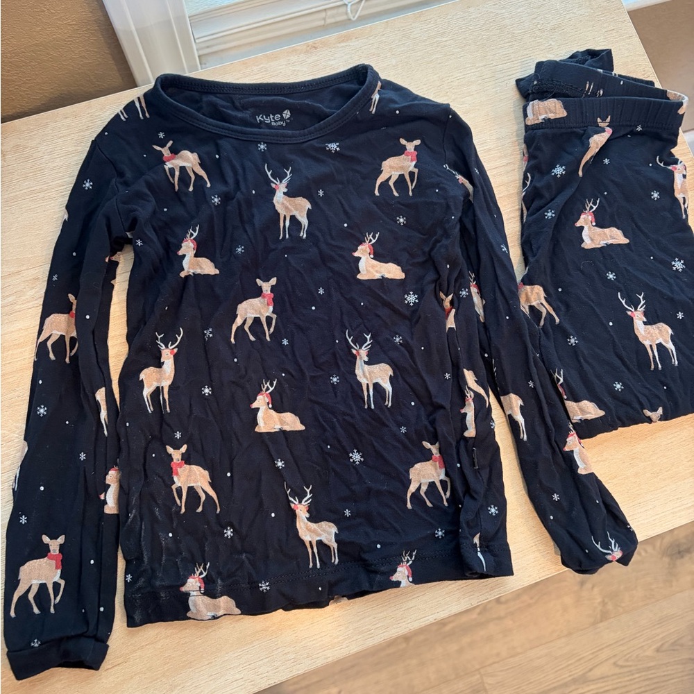 Kyte BABY Kids Pajama Set - black with Deer and Snowflakes